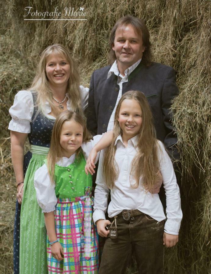 Bed and Breakfast Bauernhof Lindenhof Scheffau am Wilden Kaiser Esterno foto